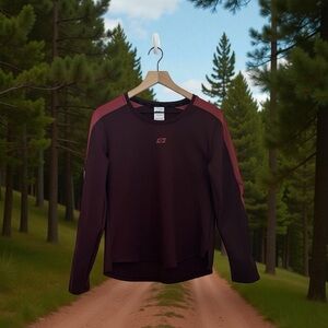 Nike Women’s Red Polyester Crewneck Therma-Fit Long Sleeve Sweater Size S